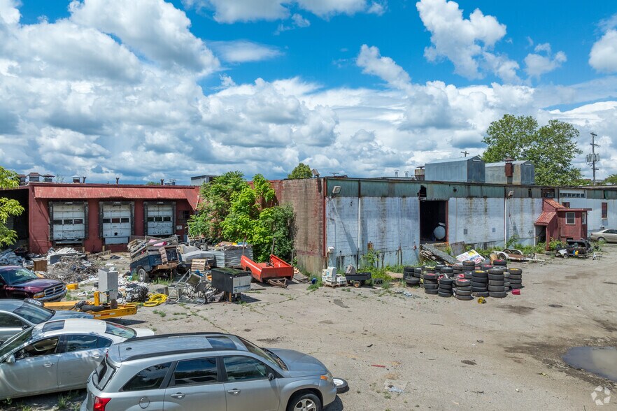 More Photos Of 522-528 Hupp Ave, Jackson Manufacturing For Sale