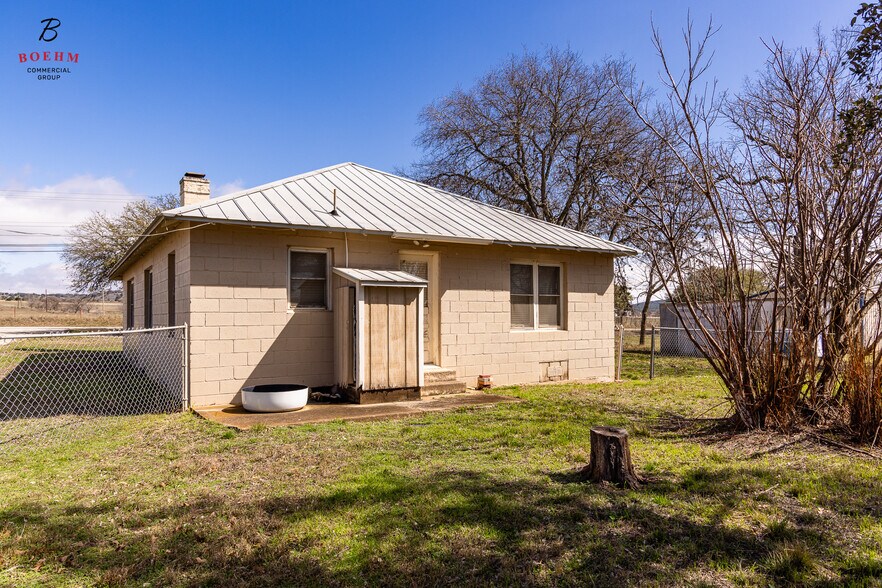 More Photos Of 601 Peterson Farm Rd, Kerrville Land For Sale
