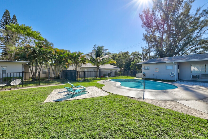 More Photos Of 741 Hibiscus Ave, Pompano Beach Apartments For Sale