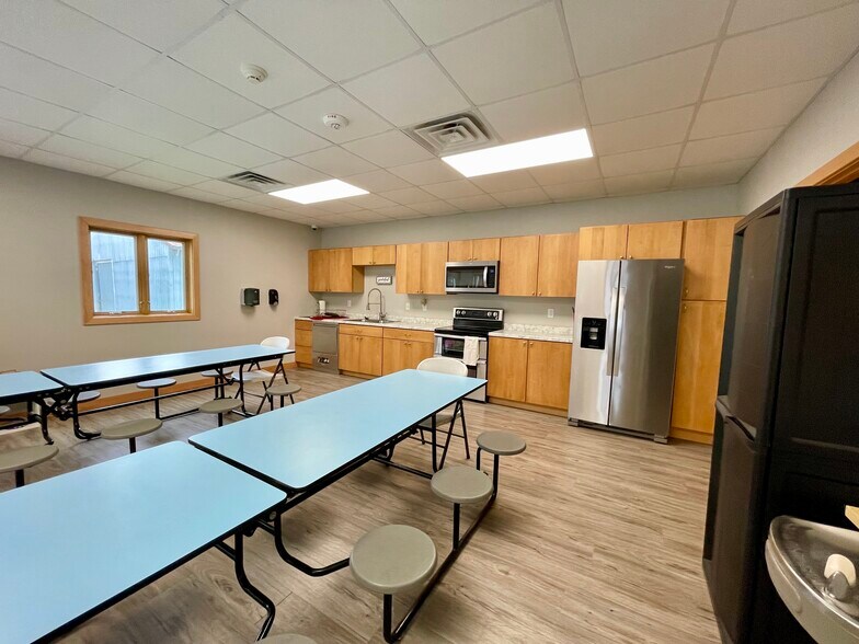 More Photos Of 109 N 23rd St, Dakota City Specialty For Sale