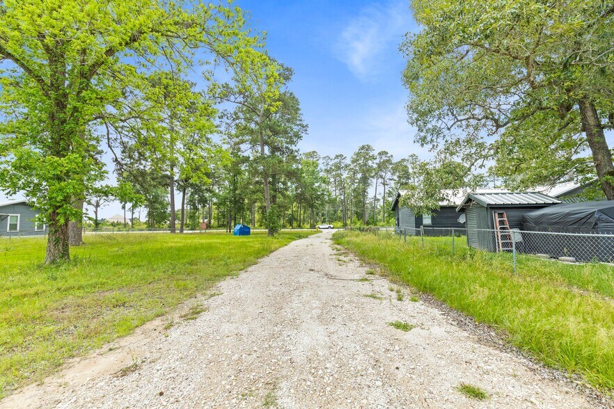 More Photos Of 16161 FM 3083 Rd, Conroe Land For Lease