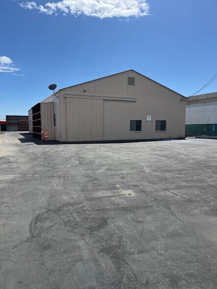 More Photos Of 10332 Rush St, El Monte Warehouse For Lease