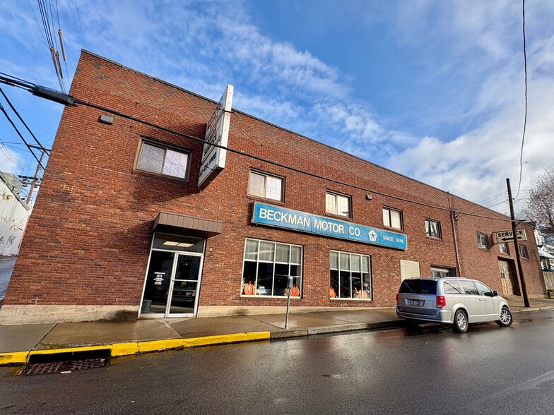 Primary Photo Of 110 Penn Ave, Pittsburgh Auto Dealership For Sale