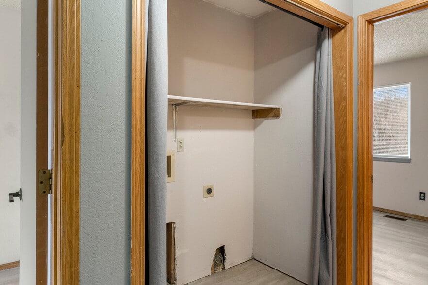 More Photos Of 2305 Split Rock Dr, Colorado Springs Apartments For Sale