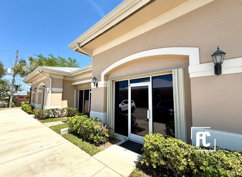 Primary Photo Of 609-673 SE Central Pky, Stuart Office For Sale