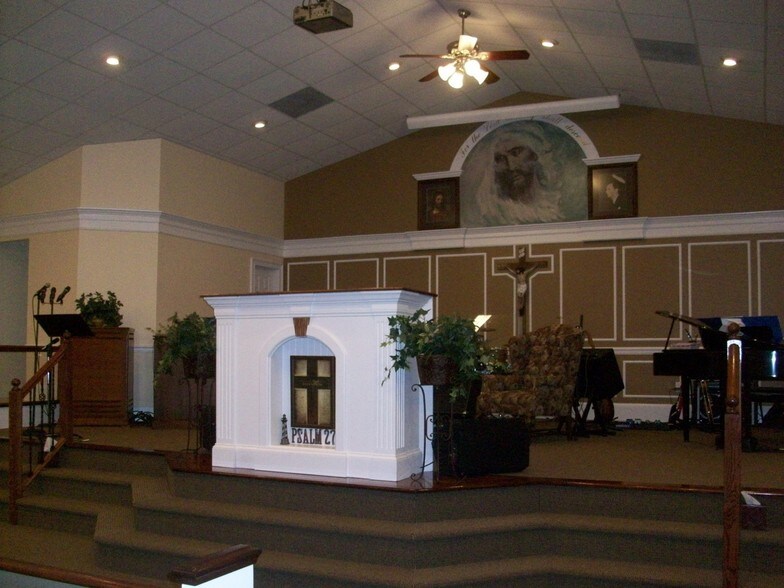 More Photos Of 99 Ellis Trl, Covington Religious Facility For Sale