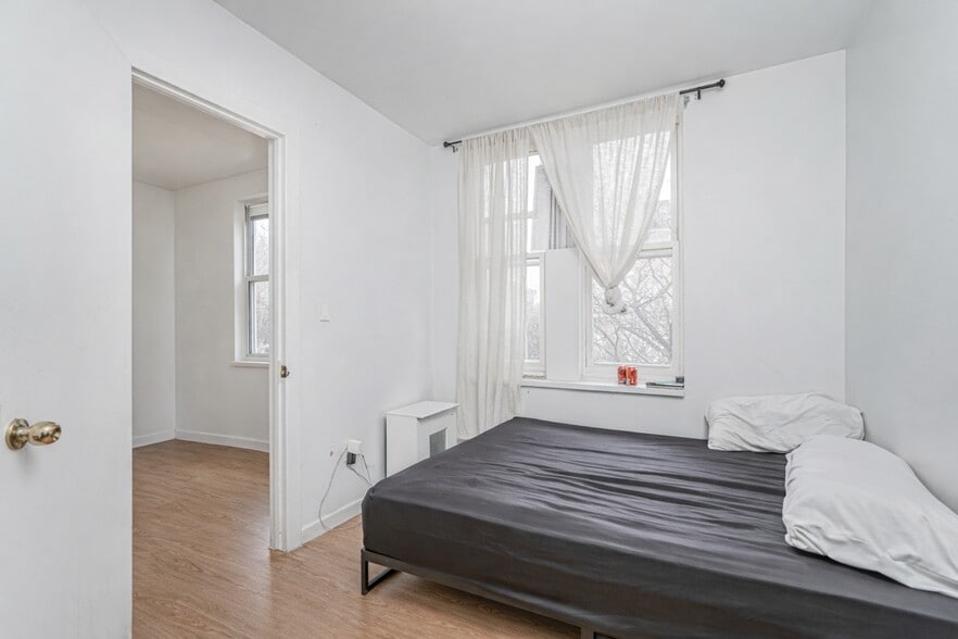 More Photos Of 174 Avenue O, Brooklyn Storefront Retail Residential For Sale