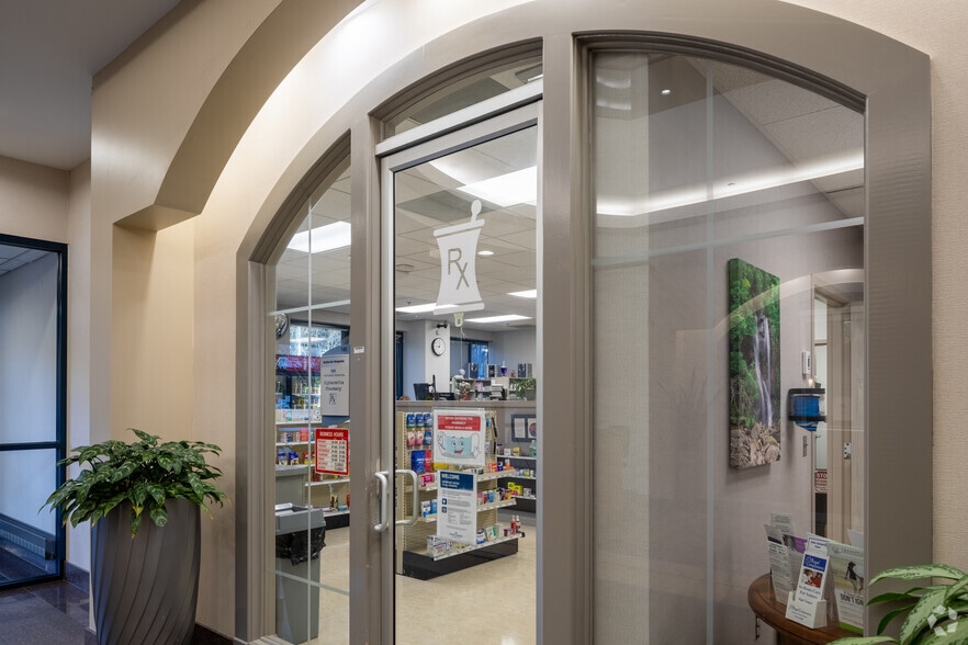 More Photos Of 3400 Old Milton Pky, Alpharetta Unknown For Lease