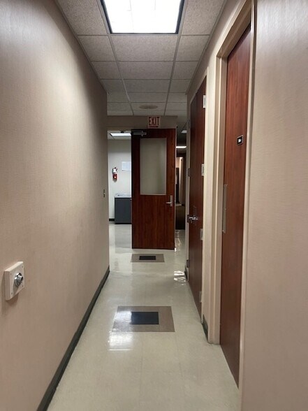 More Photos Of 4005 S Memorial Dr, Winterville Industrial For Sale