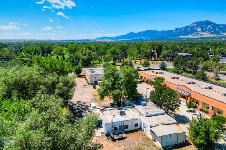 More Photos Of 5649 Arapahoe Ave, Boulder Flex For Sale