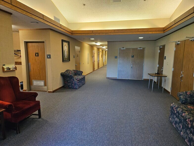 More Photos Of 1405 Cottonwood St, Woodland Specialty For Sale