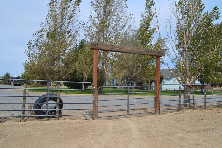 More Photos Of 480-100 Belfast Rd, Litchfield Land For Sale