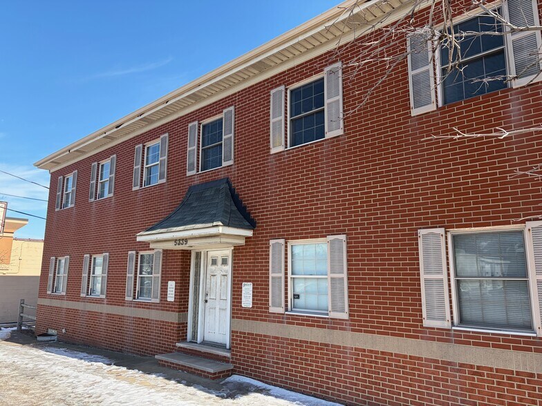 More Photos Of 5339 Ridge Rd, Parma Office For Sale