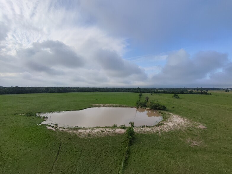 More Photos Of 415 Veterans Memorial Dr, Navasota Land For Sale