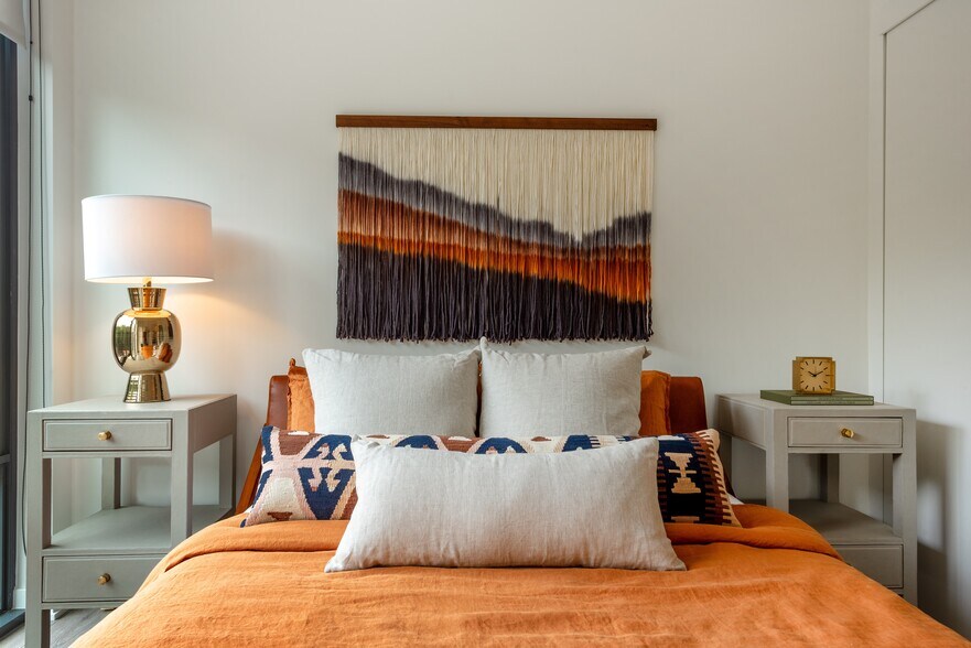 More Photos Of 300 Neal Pl NE, Washington Apartments For Lease