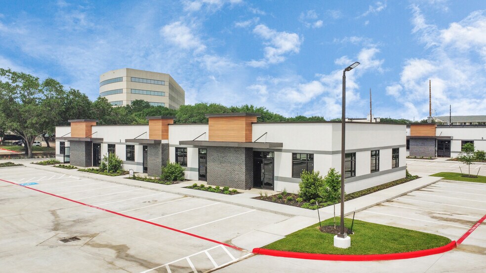 More Photos Of 4807 Sugar Grove Blvd, Stafford Medical For Lease