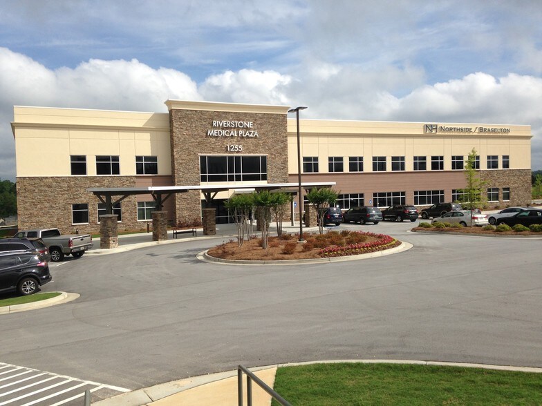 Primary Photo Of 1255 Friendship Rd, Braselton Medical For Lease