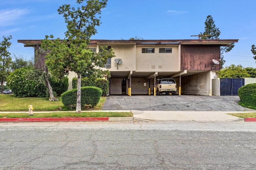 More Photos Of 602 Cedarglen Dr, Azusa Manufactured Housing Mobile Home Park For Sale