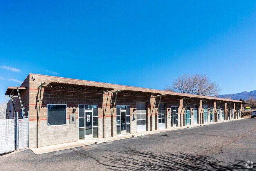 More Photos Of 6020 Midway Park Blvd NE, Albuquerque Warehouse For Lease