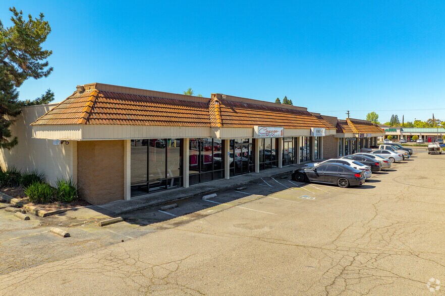 More Photos Of 6026-6048 San Juan Ave, Citrus Heights Auto Repair For Lease