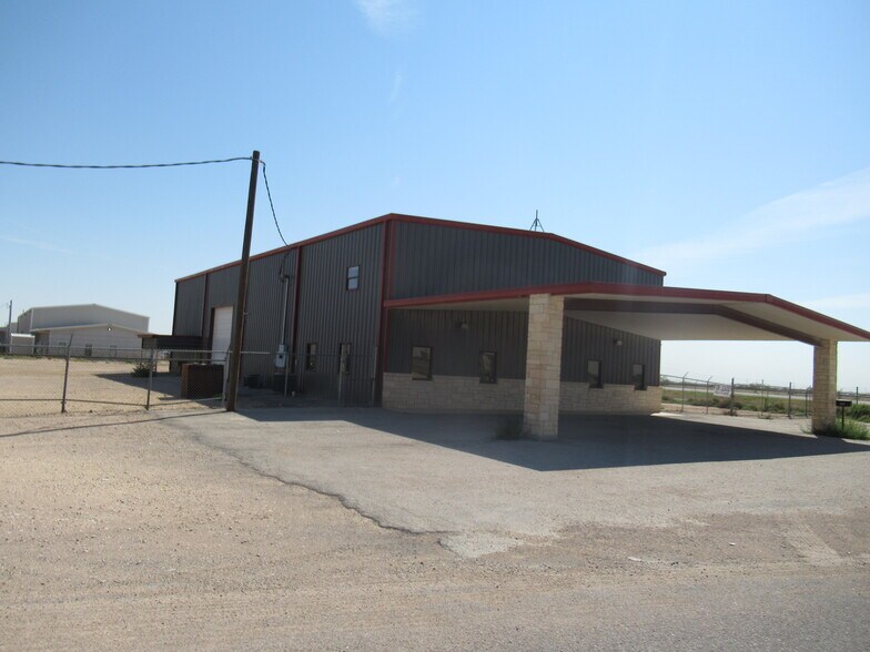 Primary Photo Of 3306 S County Road 1108 & I-20, Midland Warehouse For Lease