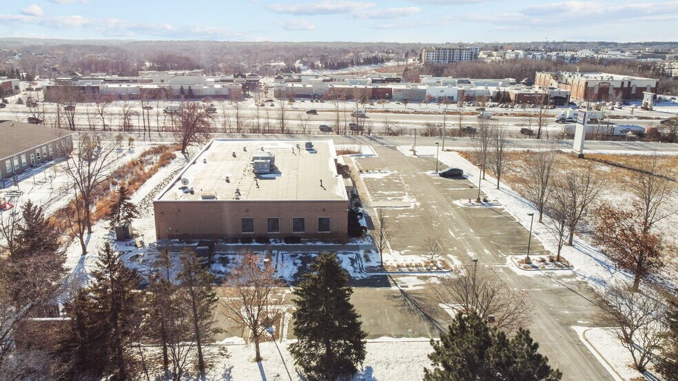 More Photos Of 8980 N Hudson Blvd, Lake Elmo Medical For Lease