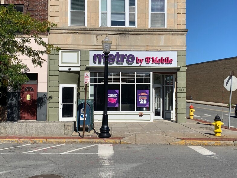 More Photos Of 325-327 Main St, Fitchburg Storefront For Lease