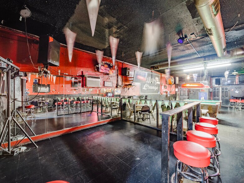 More Photos Of 3409 Miller Ave, Fort Worth Restaurant For Sale