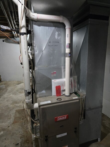 More Photos Of 300 Highway 7, Clara City Hotel For Sale