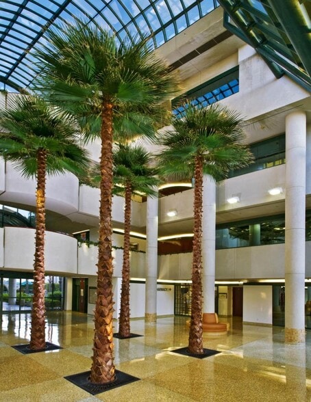 More Photos Of 14642 Newport Ave, Tustin Medical For Lease