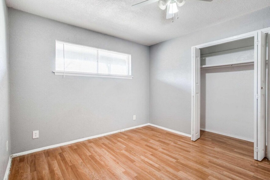 More Photos Of 14000 Esperanza Rd, Dallas Apartments For Sale
