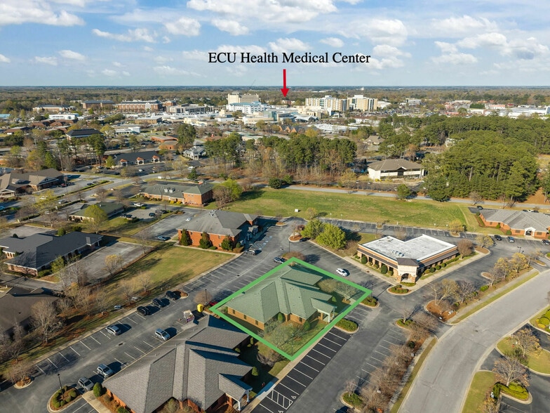 More Photos Of 2450 Emerald Pl, Greenville Medical For Lease