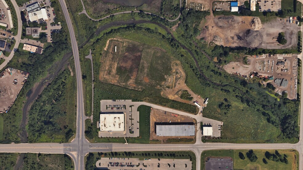 More Photos Of 2130 Oxford St E, London Industrial For Sale