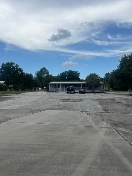 More Photos Of 10916 N Nebraska Ave, Tampa Land For Sale