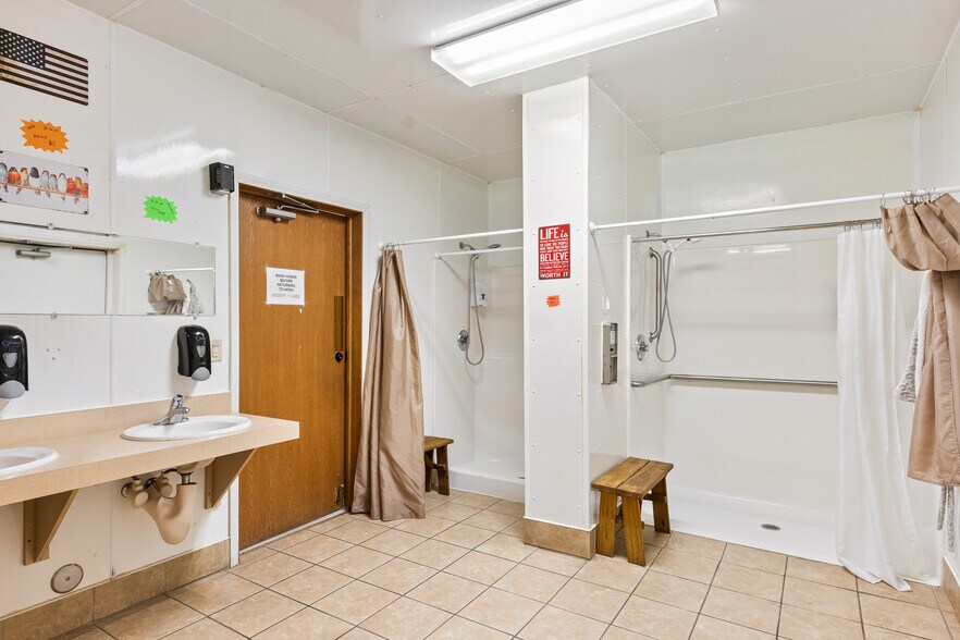 More Photos Of N1130 5th Rd, Coloma Trailer Camper Park For Sale