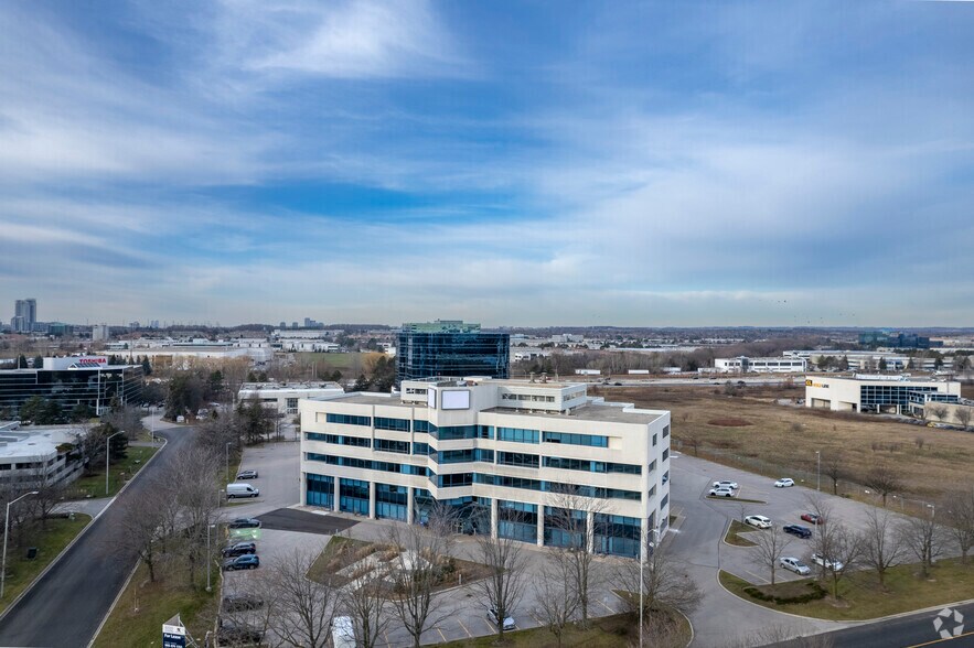 More Photos Of 140 Allstate Pky, Markham Office For Sale