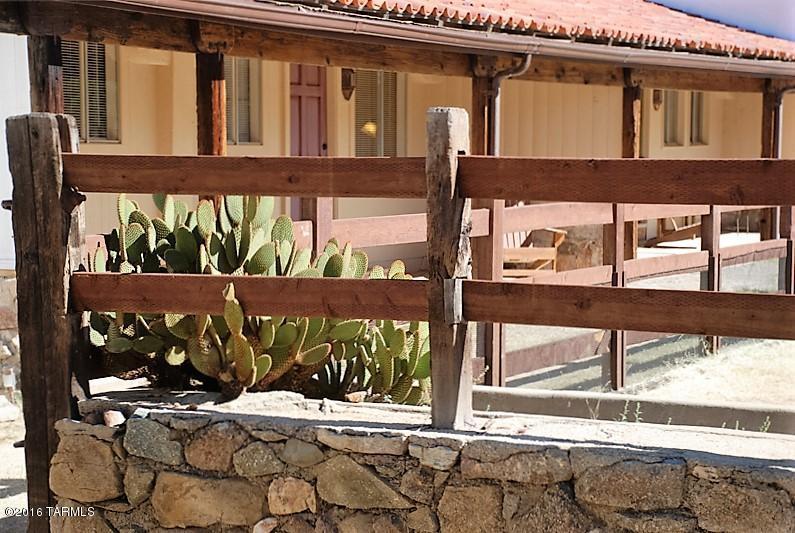 More Photos Of 1170 Rancho Robles Rd, Oracle Hotel For Sale