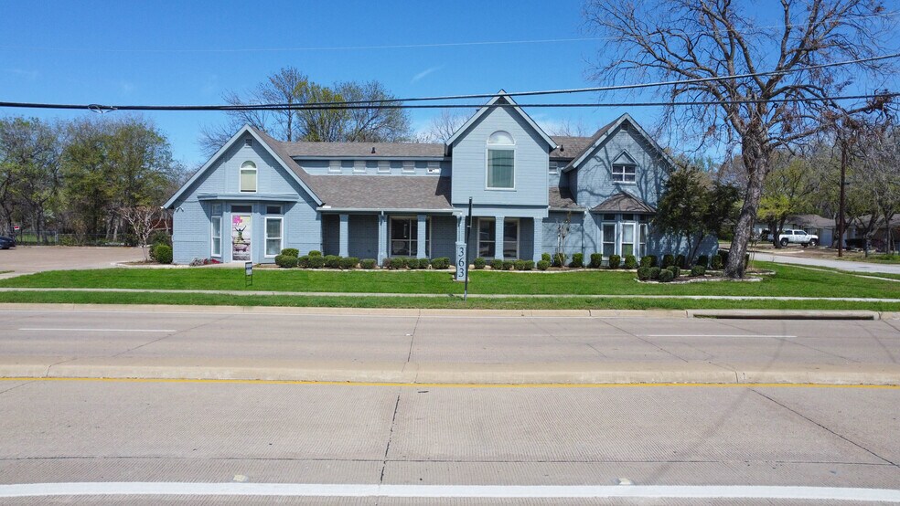More Photos Of 363 W Main St, Lewisville Medical For Lease