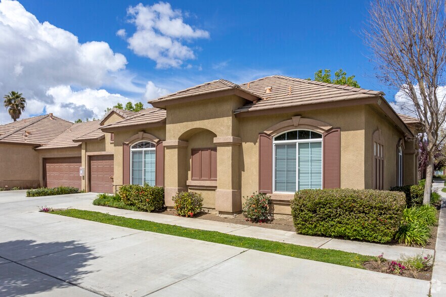 More Photos Of 8400 White Rock Dr, Bakersfield Apartments For Sale