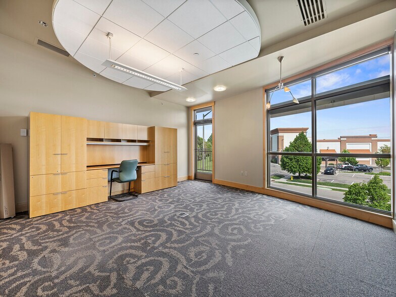 More Photos Of 2120 Milestone Dr, Fort Collins Office For Sale