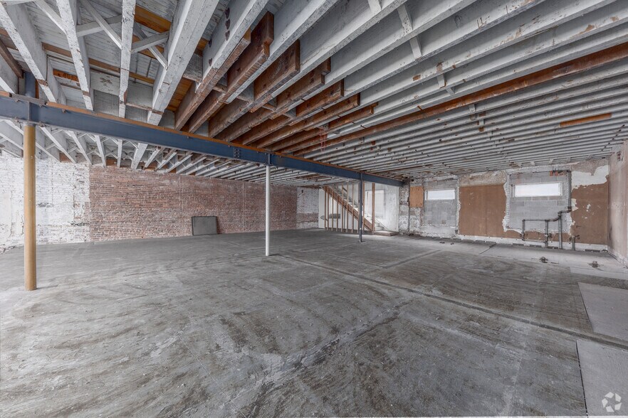 More Photos Of 650 Sacramento St, San Francisco Office For Sale