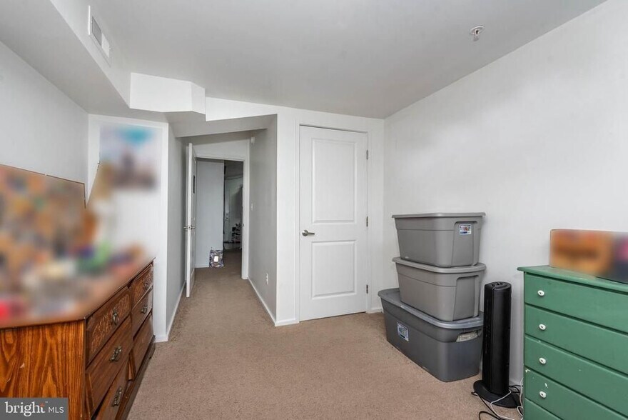 More Photos Of 338 E 25th St, Baltimore Office For Sale