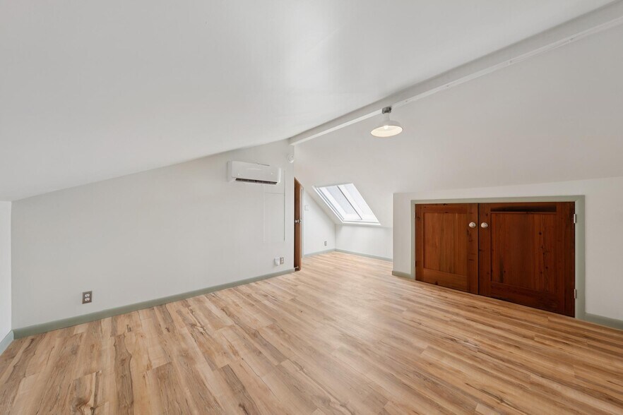 More Photos Of 253 S 25th St, Richmond Flex For Sale