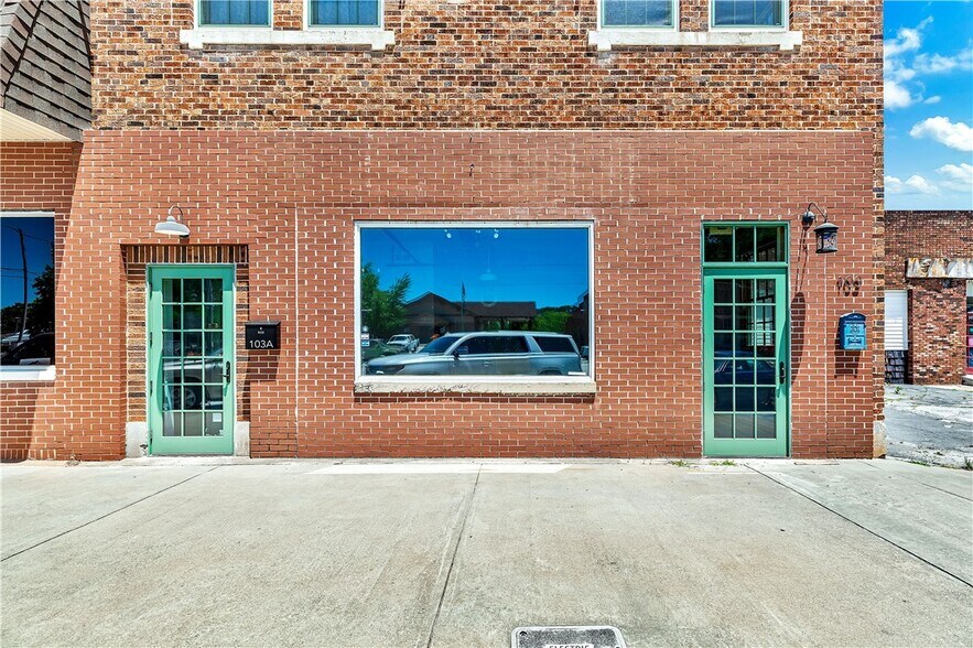 Primary Photo Of 103 E Main St, Walhalla General Retail For Sale