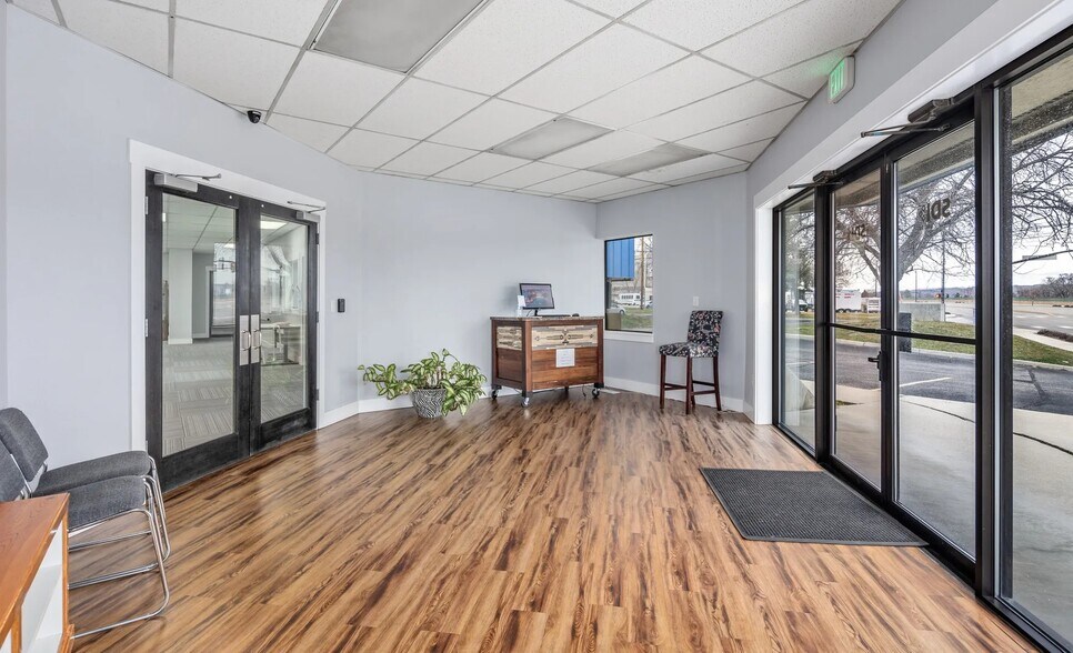 More Photos Of 1647 S Federal Way, Boise Flex For Lease