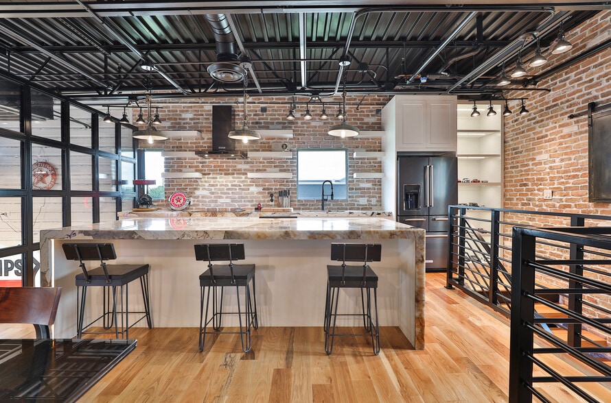 More Photos Of 1435 FM 1463 Rd, Katy Showroom For Sale