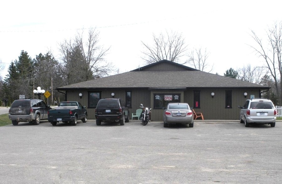 Primary Photo Of 1108 Estey Rd, Beaverton Restaurant For Sale