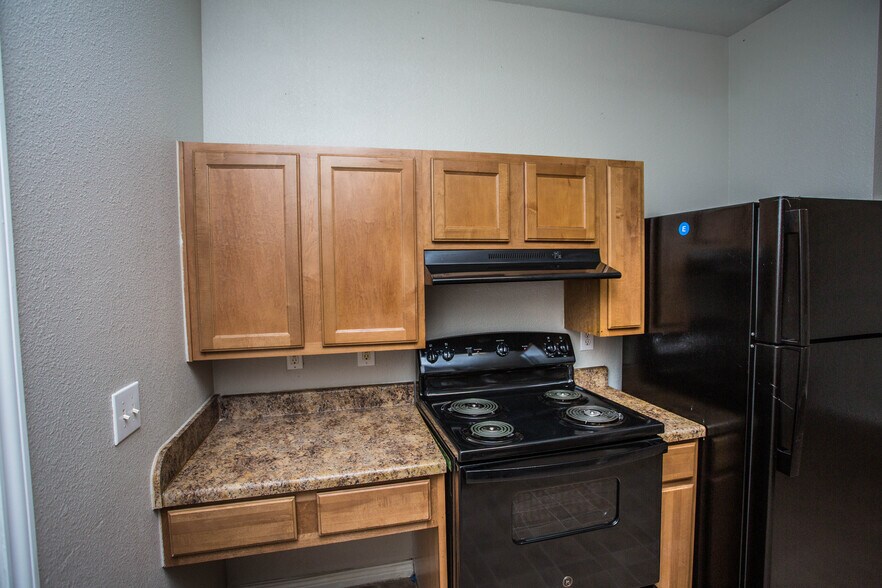 More Photos Of 2627 Oak Dr, Lubbock Apartments For Sale