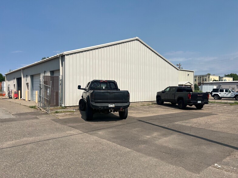 More Photos Of 255 S Cleveland Ave, Loveland Flex For Lease