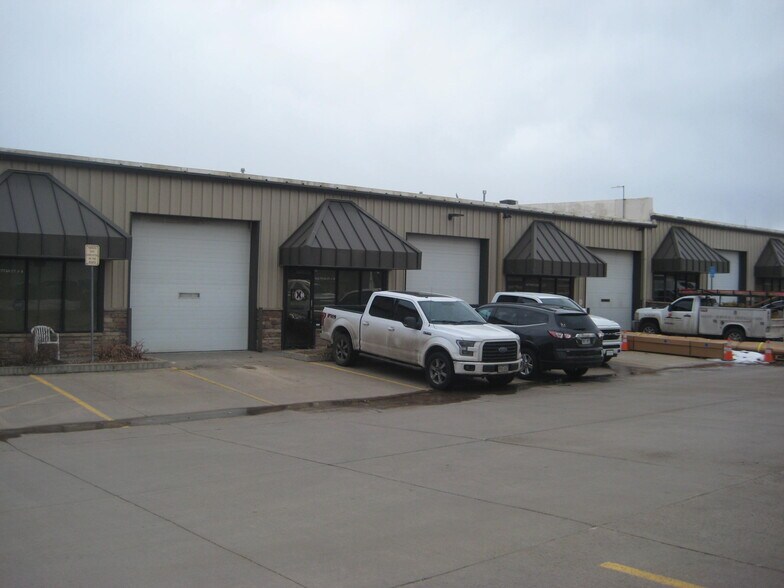 More Photos Of 9903 Titan Ct, Littleton Warehouse For Lease